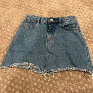 Cute mini Jean skirt